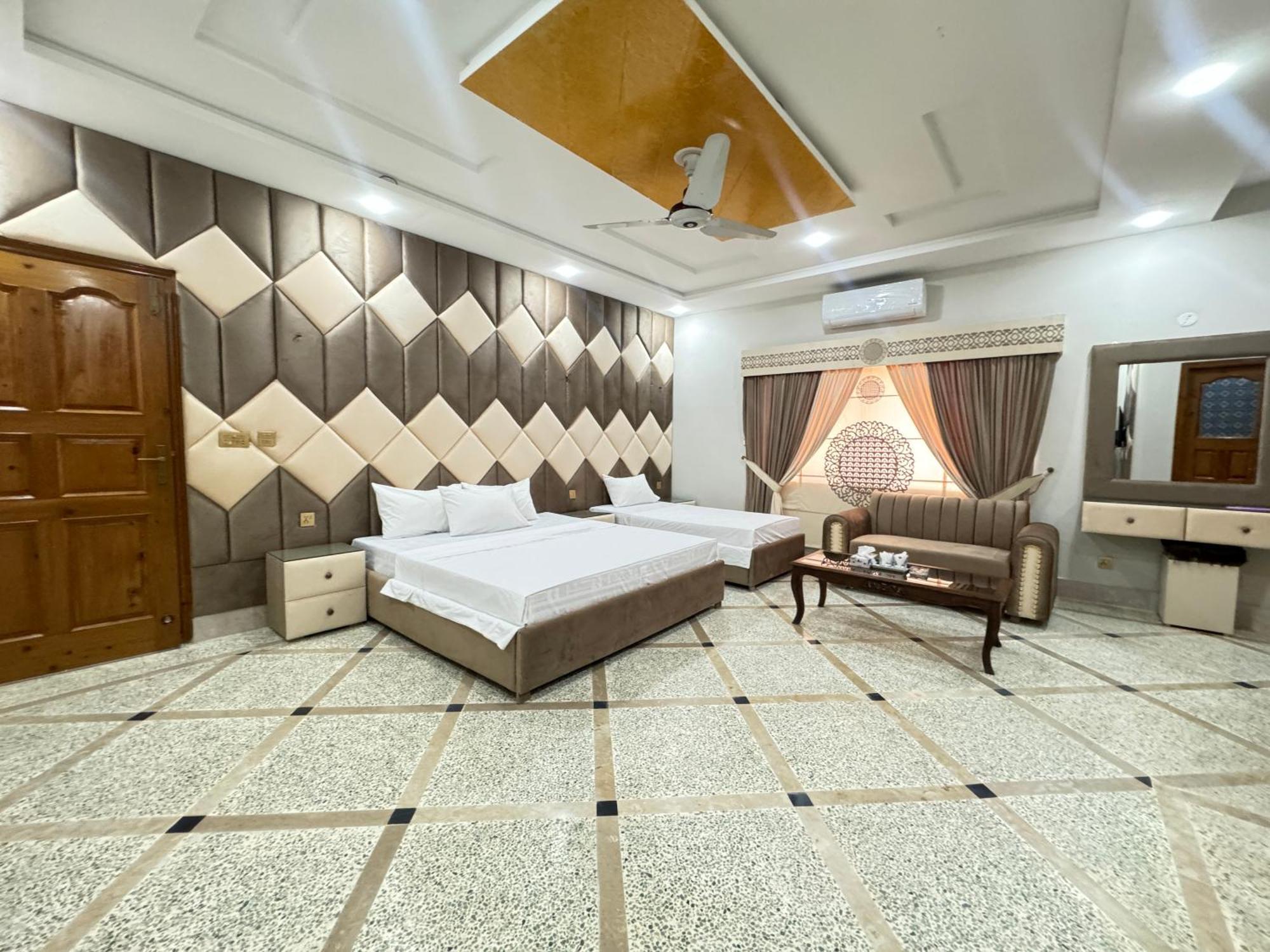 Royal Executive Inn Guest House Ісламабад Екстер'єр фото