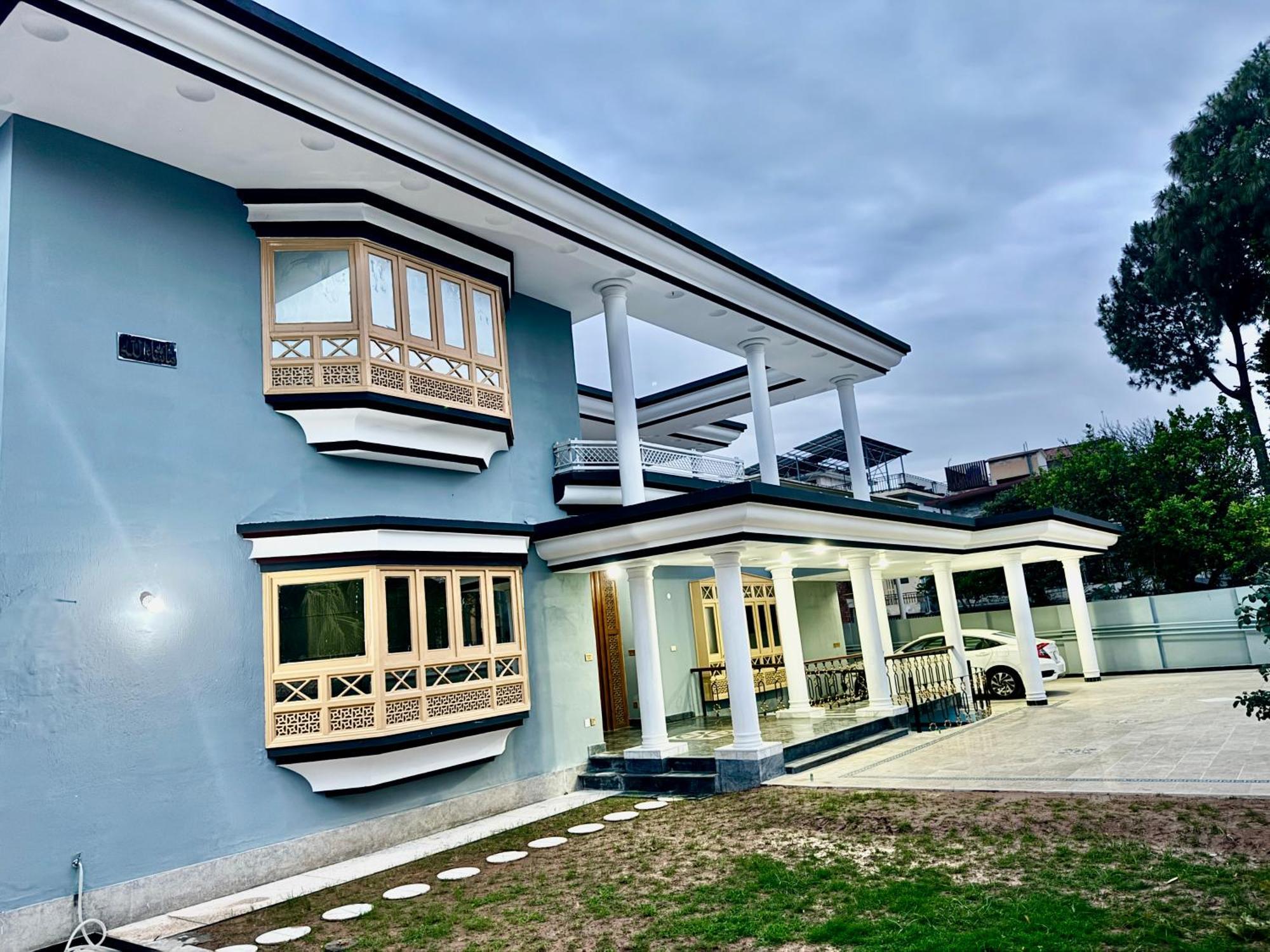 Royal Executive Inn Guest House Ісламабад Екстер'єр фото