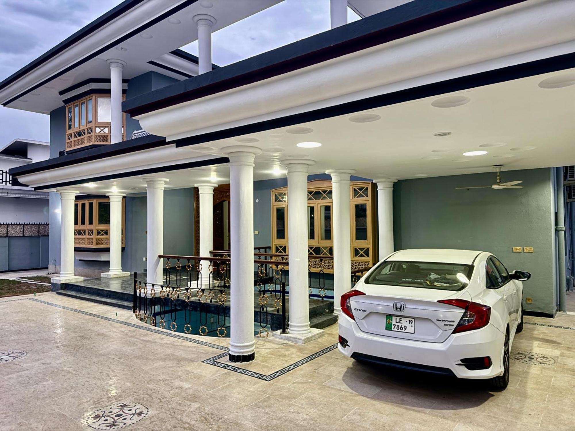 Royal Executive Inn Guest House Ісламабад Екстер'єр фото